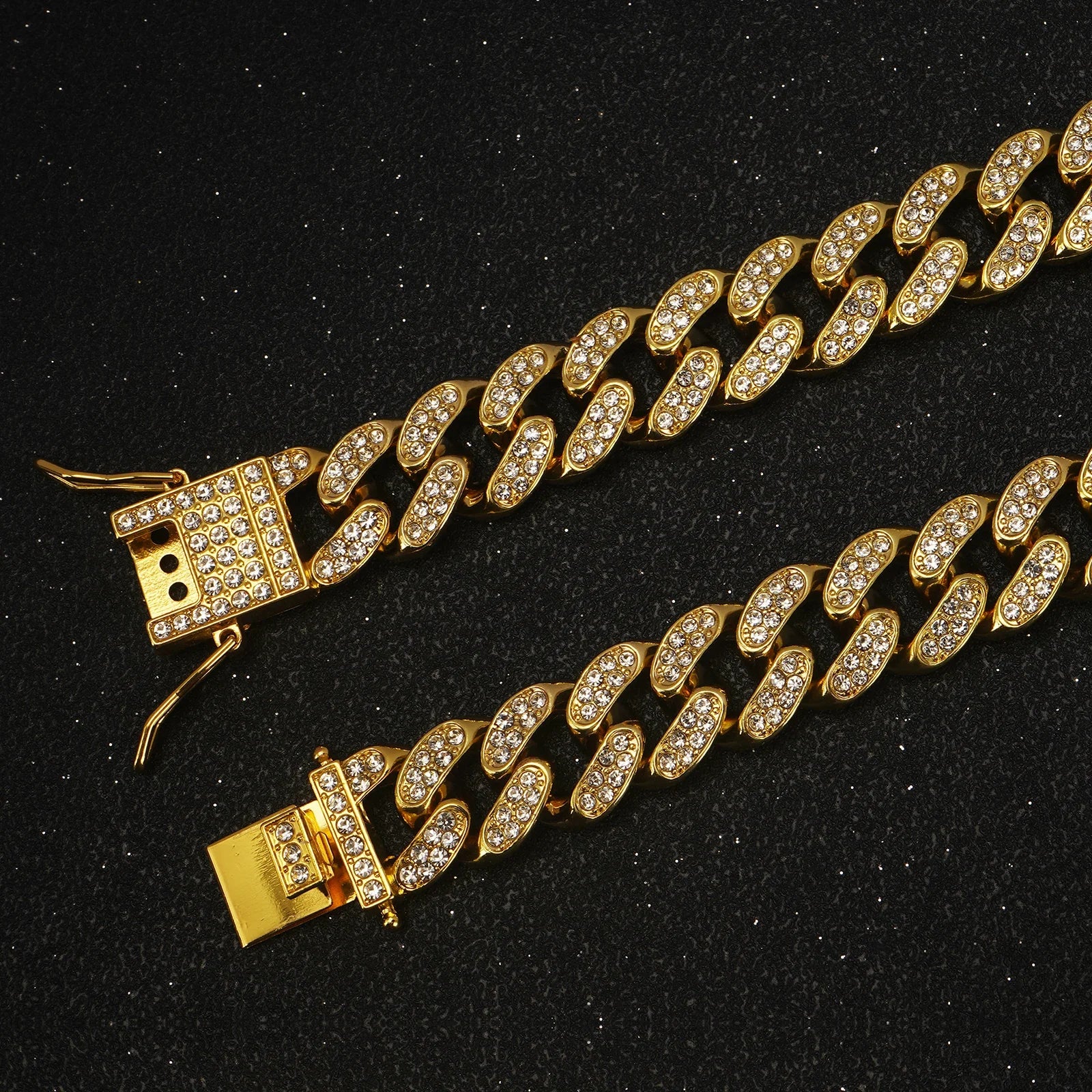 Luxury Diamond Cuban Link Pet Collar | Stainless Steel Dog & Cat Jewelry with Secure Buckle